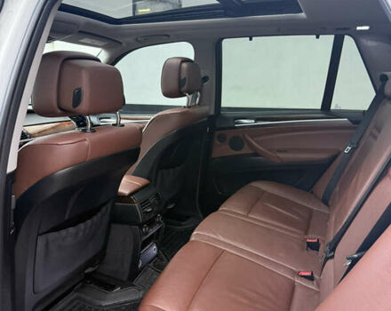 Белый БМВ Х5, объемом двигателя 2.99 л и пробегом 259 тыс. км за 16400 $, фото 46 на Automoto.ua