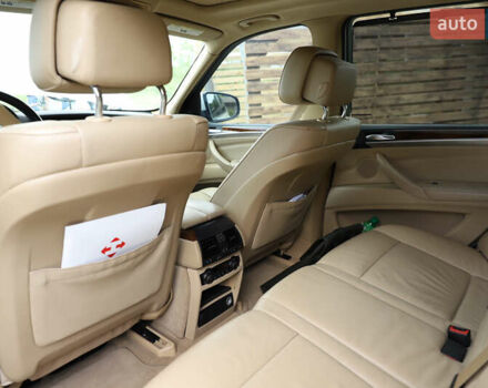 Белый БМВ Х5, объемом двигателя 3 л и пробегом 244 тыс. км за 17500 $, фото 22 на Automoto.ua