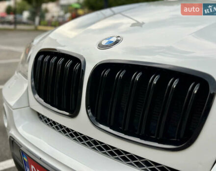 Белый БМВ Х5, объемом двигателя 3 л и пробегом 214 тыс. км за 18499 $, фото 15 на Automoto.ua