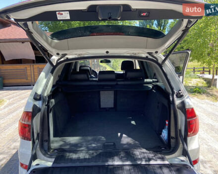 Білий БМВ Х5, об'ємом двигуна 2.99 л та пробігом 200 тис. км за 17100 $, фото 12 на Automoto.ua