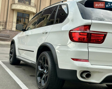 Белый БМВ Х5, объемом двигателя 3 л и пробегом 214 тыс. км за 18499 $, фото 20 на Automoto.ua