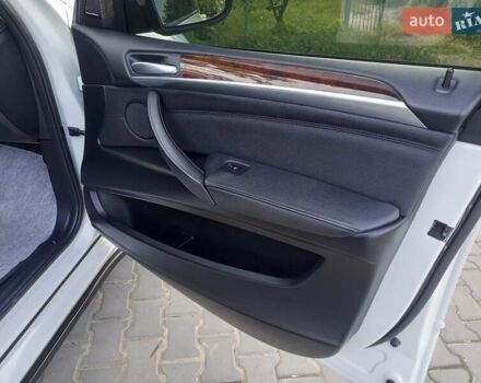 Белый БМВ Х5, объемом двигателя 2.98 л и пробегом 133 тыс. км за 19500 $, фото 9 на Automoto.ua