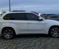 Белый БМВ Х5, объемом двигателя 3 л и пробегом 325 тыс. км за 13700 $, фото 7 на Automoto.ua