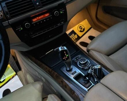 Белый БМВ Х5, объемом двигателя 3 л и пробегом 325 тыс. км за 13700 $, фото 12 на Automoto.ua