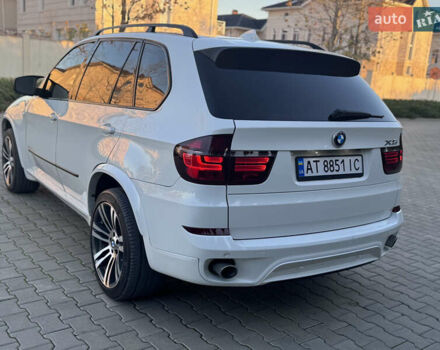 Белый БМВ Х5, объемом двигателя 3 л и пробегом 234 тыс. км за 15800 $, фото 77 на Automoto.ua