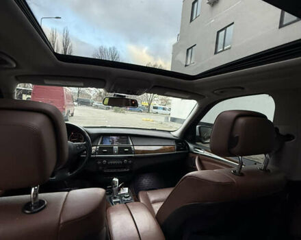 Белый БМВ Х5, объемом двигателя 2.99 л и пробегом 259 тыс. км за 16400 $, фото 7 на Automoto.ua