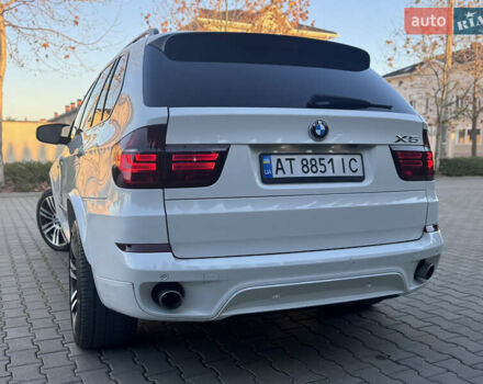Белый БМВ Х5, объемом двигателя 3 л и пробегом 234 тыс. км за 15800 $, фото 37 на Automoto.ua