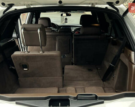 Белый БМВ Х5, объемом двигателя 2.99 л и пробегом 230 тыс. км за 18500 $, фото 10 на Automoto.ua