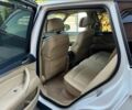 Белый БМВ Х5, объемом двигателя 3 л и пробегом 225 тыс. км за 4700 $, фото 6 на Automoto.ua