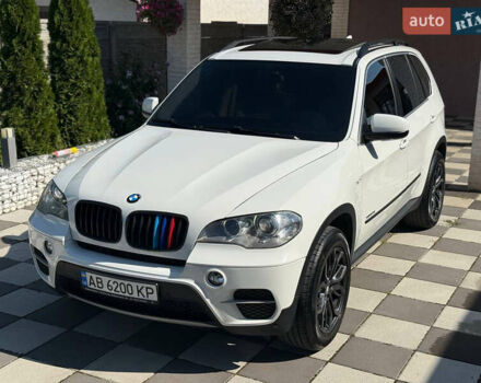 Белый БМВ Х5, объемом двигателя 3 л и пробегом 231 тыс. км за 12999 $, фото 5 на Automoto.ua