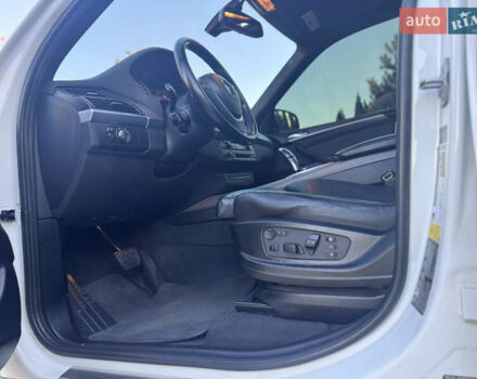 Белый БМВ Х5, объемом двигателя 3 л и пробегом 234 тыс. км за 15800 $, фото 46 на Automoto.ua