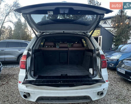 Белый БМВ Х5, объемом двигателя 2.98 л и пробегом 171 тыс. км за 12500 $, фото 19 на Automoto.ua