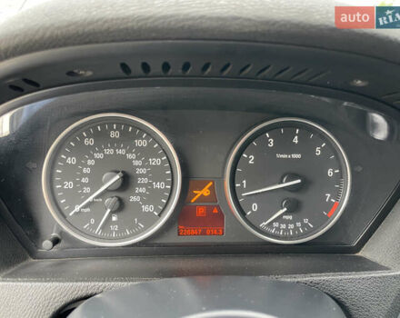 Белый БМВ Х5, объемом двигателя 2.98 л и пробегом 226 тыс. км за 14000 $, фото 11 на Automoto.ua