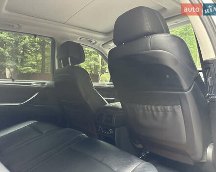 Белый БМВ Х5, объемом двигателя 3 л и пробегом 251 тыс. км за 17800 $, фото 12 на Automoto.ua