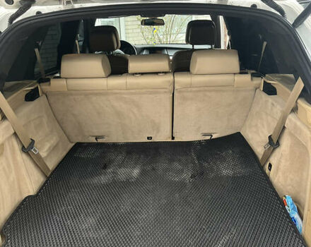 Белый БМВ Х5, объемом двигателя 3 л и пробегом 287 тыс. км за 19500 $, фото 7 на Automoto.ua