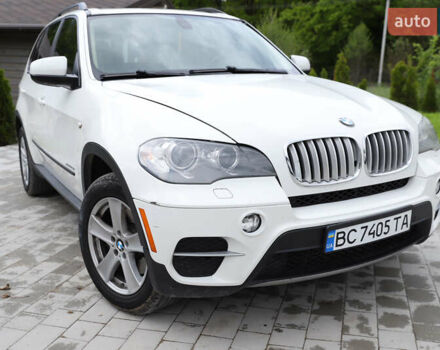 Белый БМВ Х5, объемом двигателя 3 л и пробегом 244 тыс. км за 17500 $, фото 2 на Automoto.ua