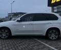 Белый БМВ Х5, объемом двигателя 3 л и пробегом 325 тыс. км за 13700 $, фото 3 на Automoto.ua