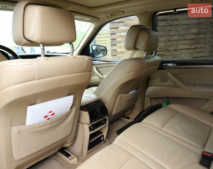 Белый БМВ Х5, объемом двигателя 3 л и пробегом 244 тыс. км за 17500 $, фото 21 на Automoto.ua