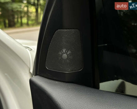 Белый БМВ Х5, объемом двигателя 3 л и пробегом 251 тыс. км за 17800 $, фото 25 на Automoto.ua