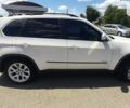 Белый БМВ Х5, объемом двигателя 3 л и пробегом 285 тыс. км за 12000 $, фото 1 на Automoto.ua