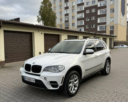 Білий БМВ Х5, об'ємом двигуна 2.99 л та пробігом 259 тис. км за 16000 $, фото 12 на Automoto.ua