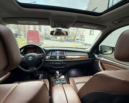 Белый БМВ Х5, объемом двигателя 2.99 л и пробегом 259 тыс. км за 16400 $, фото 15 на Automoto.ua