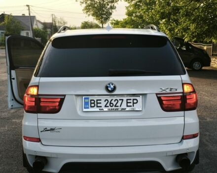 Белый БМВ Х5, объемом двигателя 3 л и пробегом 320 тыс. км за 17000 $, фото 1 на Automoto.ua