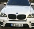 Белый БМВ Х5, объемом двигателя 3 л и пробегом 320 тыс. км за 17000 $, фото 1 на Automoto.ua