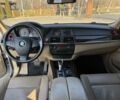 Белый БМВ Х5, объемом двигателя 3 л и пробегом 294 тыс. км за 15200 $, фото 6 на Automoto.ua