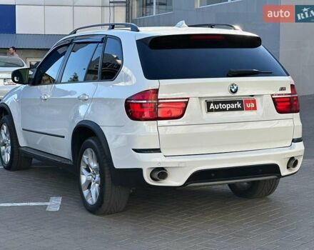 Белый БМВ Х5, объемом двигателя 3 л и пробегом 263 тыс. км за 17490 $, фото 16 на Automoto.ua