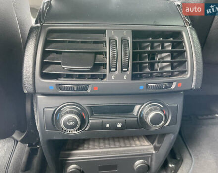 Белый БМВ Х5, объемом двигателя 2.98 л и пробегом 226 тыс. км за 14000 $, фото 7 на Automoto.ua