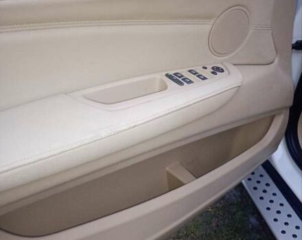 Белый БМВ Х5, объемом двигателя 3 л и пробегом 240 тыс. км за 13500 $, фото 8 на Automoto.ua