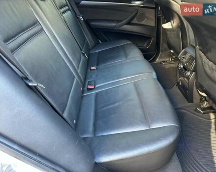 Белый БМВ Х5, объемом двигателя 3 л и пробегом 263 тыс. км за 17490 $, фото 8 на Automoto.ua