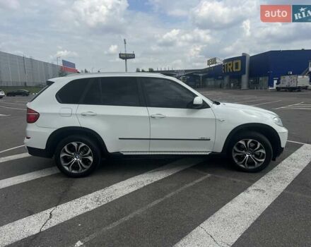Белый БМВ Х5, объемом двигателя 3 л и пробегом 189 тыс. км за 21500 $, фото 6 на Automoto.ua