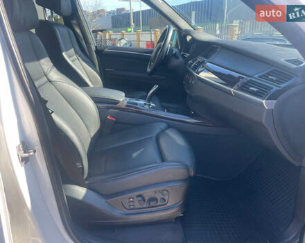 Белый БМВ Х5, объемом двигателя 2.98 л и пробегом 152 тыс. км за 20500 $, фото 11 на Automoto.ua