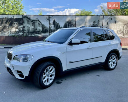 Белый БМВ Х5, объемом двигателя 3 л и пробегом 145 тыс. км за 19000 $, фото 3 на Automoto.ua
