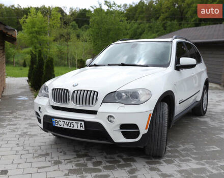 Белый БМВ Х5, объемом двигателя 3 л и пробегом 244 тыс. км за 17500 $, фото 3 на Automoto.ua