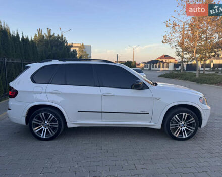 Белый БМВ Х5, объемом двигателя 3 л и пробегом 234 тыс. км за 15800 $, фото 88 на Automoto.ua
