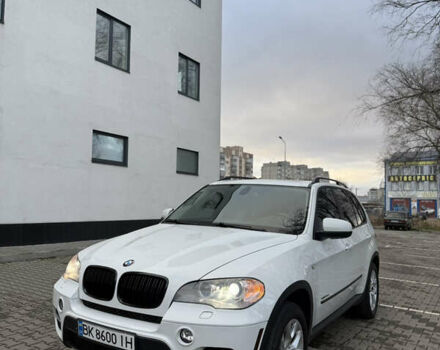 Белый БМВ Х5, объемом двигателя 2.99 л и пробегом 259 тыс. км за 16400 $, фото 2 на Automoto.ua