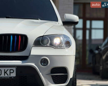 Белый БМВ Х5, объемом двигателя 3 л и пробегом 231 тыс. км за 12999 $, фото 8 на Automoto.ua