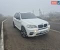 Белый БМВ Х5, объемом двигателя 2.99 л и пробегом 307 тыс. км за 20000 $, фото 1 на Automoto.ua