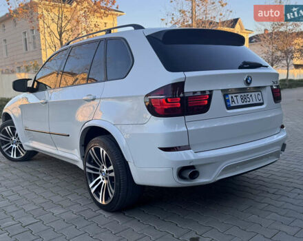 Белый БМВ Х5, объемом двигателя 3 л и пробегом 234 тыс. км за 15800 $, фото 32 на Automoto.ua