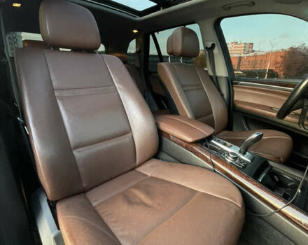 Белый БМВ Х5, объемом двигателя 2.98 л и пробегом 238 тыс. км за 13800 $, фото 9 на Automoto.ua