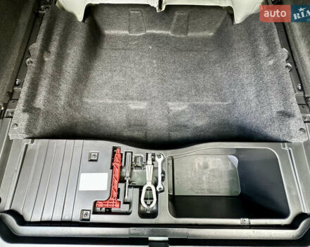 Белый БМВ Х5, объемом двигателя 3 л и пробегом 214 тыс. км за 18499 $, фото 65 на Automoto.ua