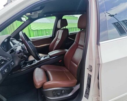 Белый БМВ Х5, объемом двигателя 3 л и пробегом 148 тыс. км за 17000 $, фото 8 на Automoto.ua