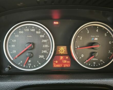 Белый БМВ Х5, объемом двигателя 3 л и пробегом 320 тыс. км за 15000 $, фото 21 на Automoto.ua