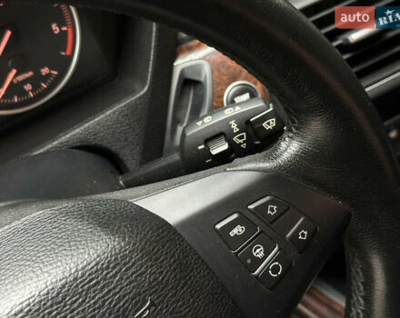 Белый БМВ Х5, объемом двигателя 3 л и пробегом 251 тыс. км за 17800 $, фото 30 на Automoto.ua