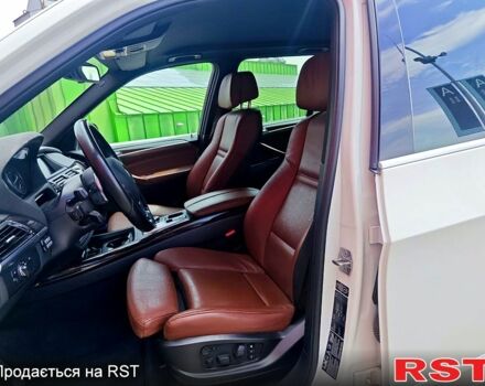 Білий БМВ Х5, об'ємом двигуна 3 л та пробігом 148 тис. км за 17000 $, фото 5 на Automoto.ua