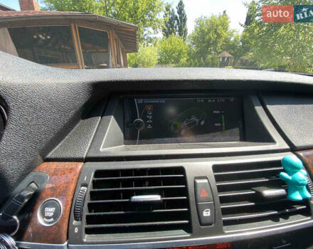 Білий БМВ Х5, об'ємом двигуна 2.99 л та пробігом 200 тис. км за 17100 $, фото 9 на Automoto.ua