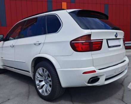 Белый БМВ Х5, объемом двигателя 3 л и пробегом 148 тыс. км за 17000 $, фото 5 на Automoto.ua